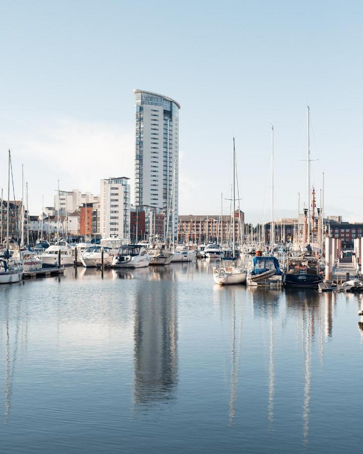 Beach On The Doorstep Meridian Tower Marina Swansea Leilighet Eksteriør bilde